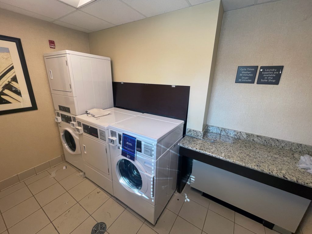 Laundry room at Hampton Inn National Harbor