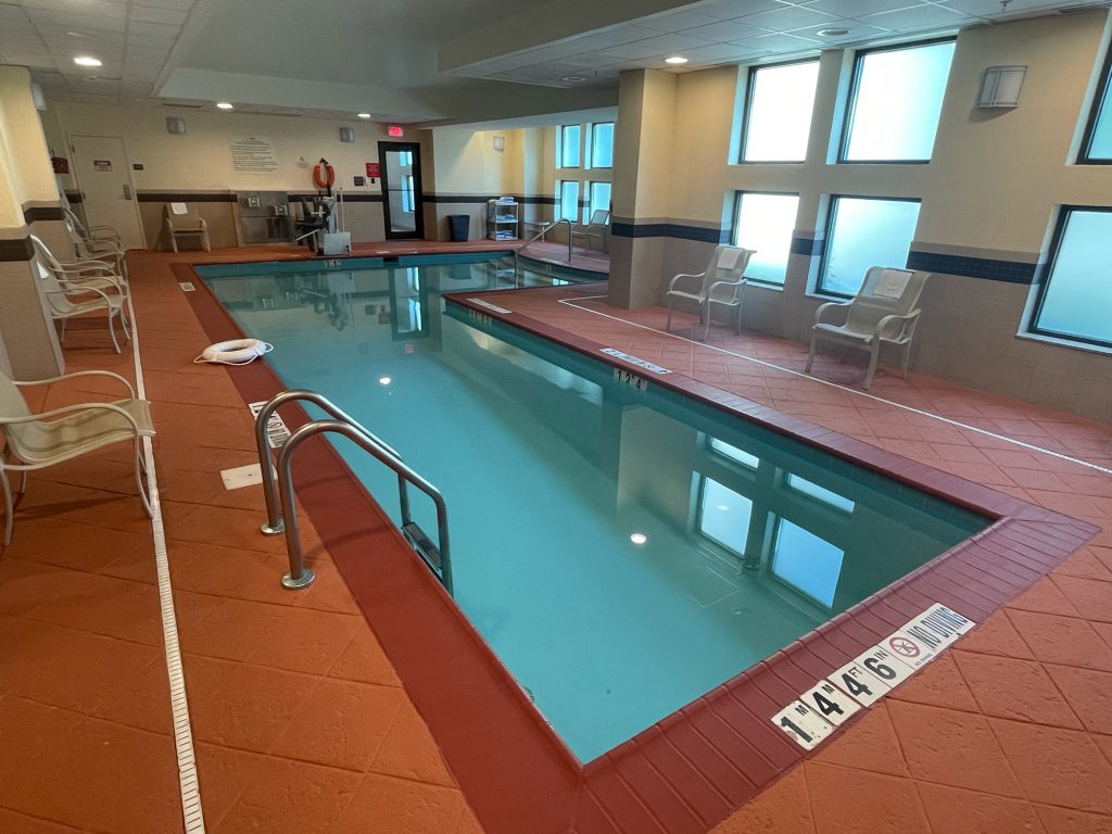 Pool at Hampton Inn National Harbor