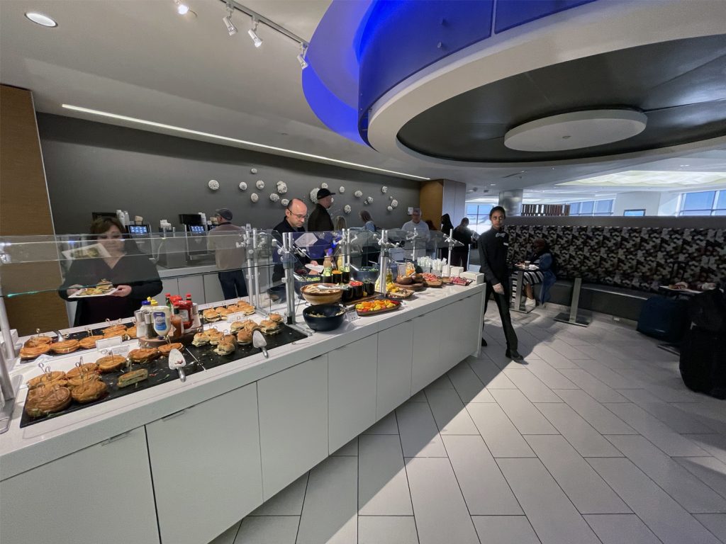 Delta Skyclub Concourse E Atlanta Buffet